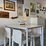 Fronte Mare Con Parcheggio! Lägenhet