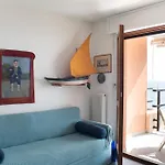 Lägenhet Fronte Mare Con Parcheggio!