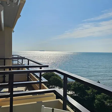 Fronte Mare Con Parcheggio! *