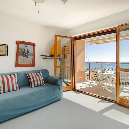 Fronte Mare Con Parcheggio! Apartment Grado