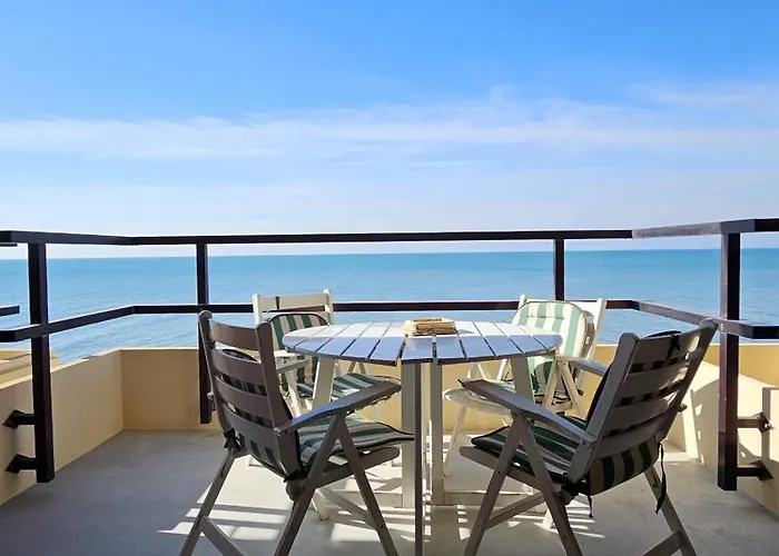 Fronte Mare Con Parcheggio!