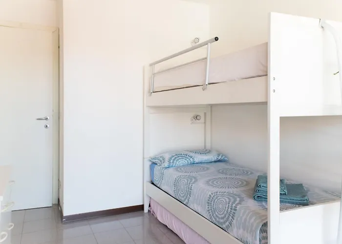 Fronte Mare Con Parcheggio! غرادو